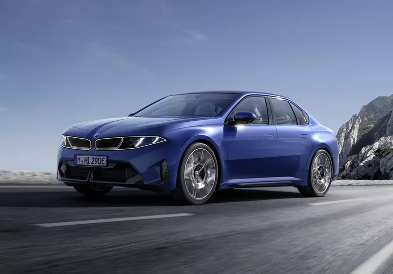 P90632486_highRes_the-new-bmw-i3-50-xd