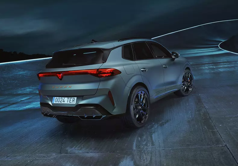 web_CUPRA-unveils-the-Terramar-the-new-hero-of-a-new-era_02_HQ