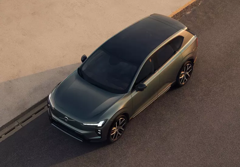 Volvo-EX60-2027-wallpaper