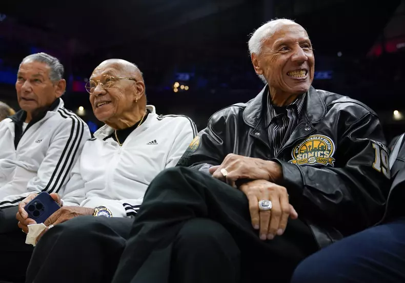 Jazz Clippers Basketball