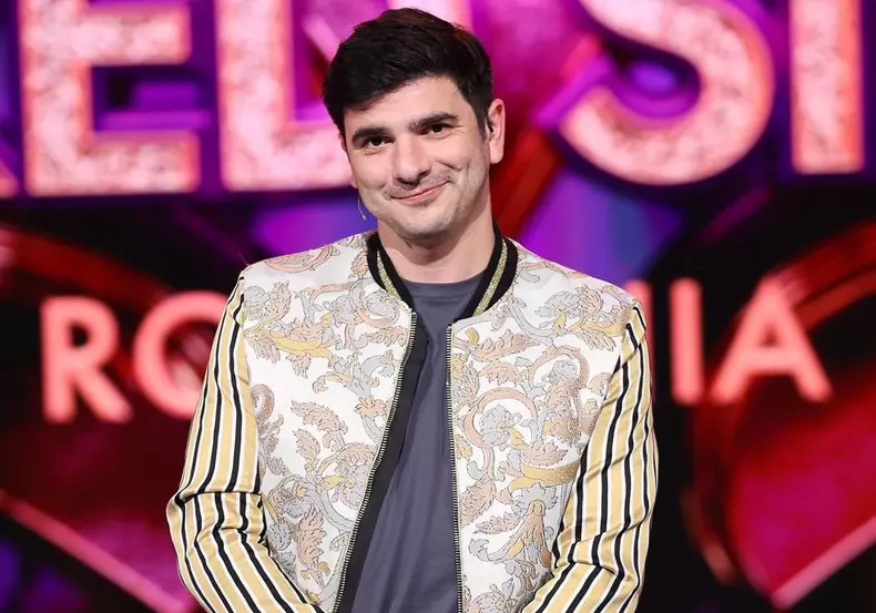 Alex Bogdan, despre nunta cu iubita lui, Cătălina. „Ne-am logodit. Chestia este sudată”