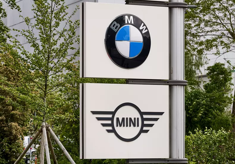 P90559477_highRes_bmw-group-plant-ding