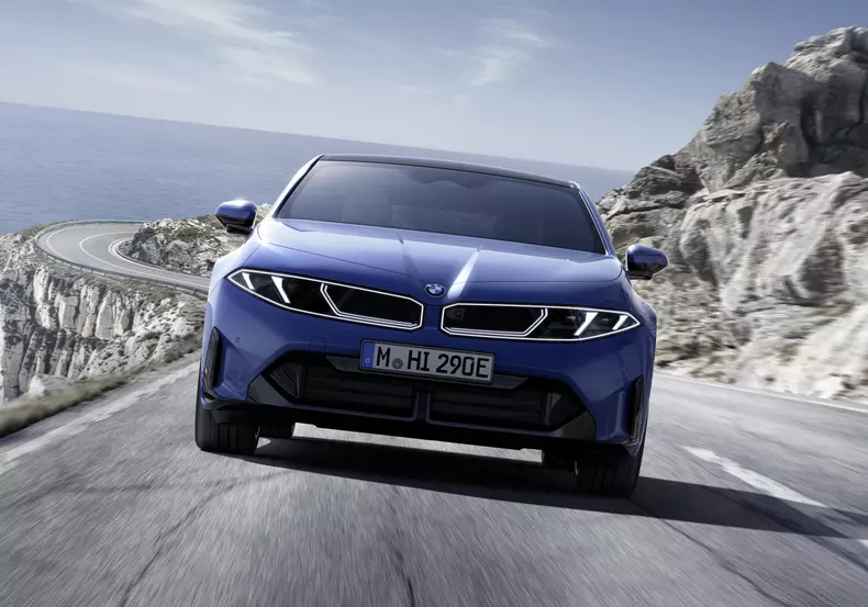 P90632487_highRes_the-new-bmw-i3-50-xd