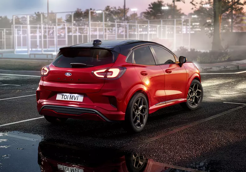 2026_Ford_Puma_Black_Edition_01