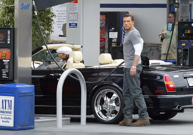 Stars and Their Cars! 1/1