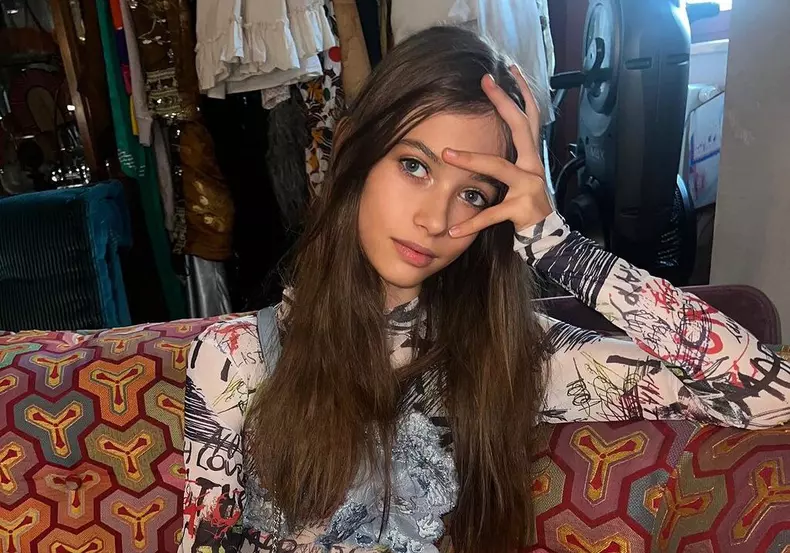 Mikaela, fiica Iuliei Albu