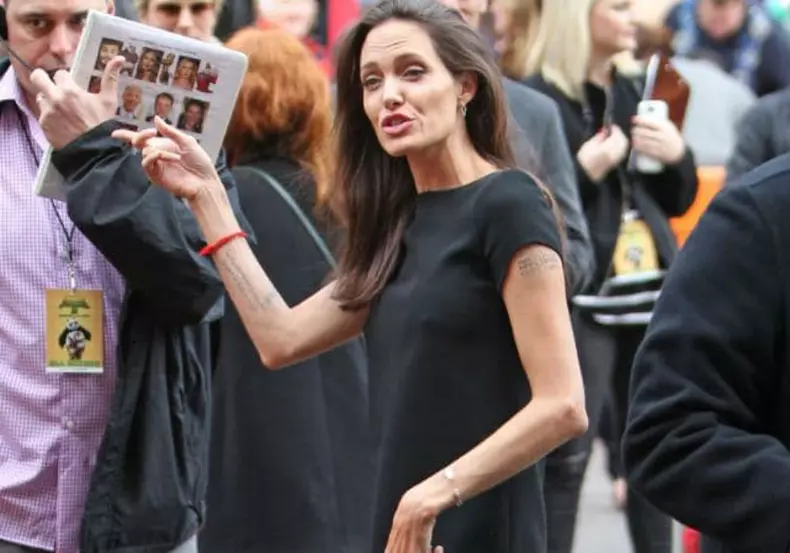 are-scary-skinny-angelina-jolie-s-kids-trying-to-force-her-to-eat