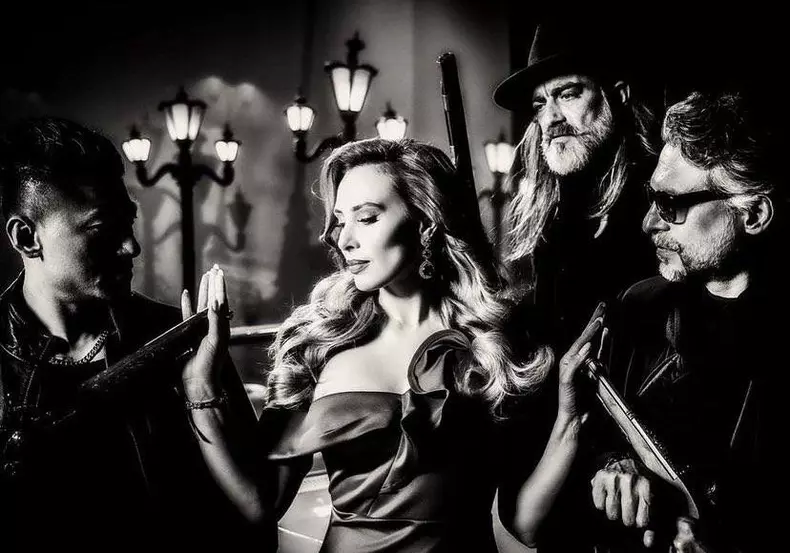 iulia vantur melodie