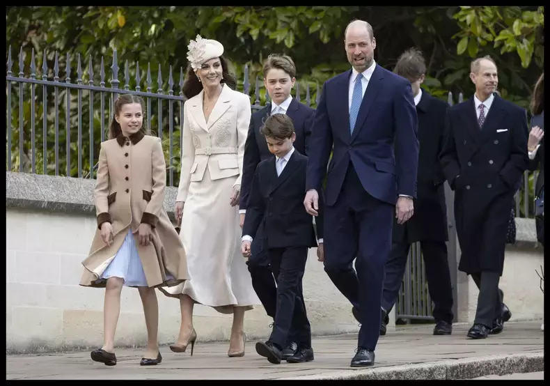kate-middleton-si-printul-william-alaturi-copii-la-slujba-de-paste-14-scaled
