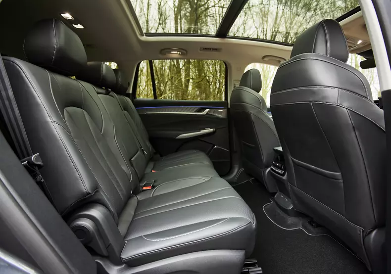 110326_MGS9_Camden_Grey_141