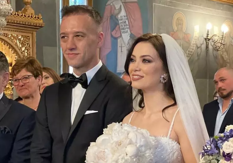 Anca Dumitra și Manfred Spendier au plecat în luna de miere. Ce destinație îndepărtată au ales