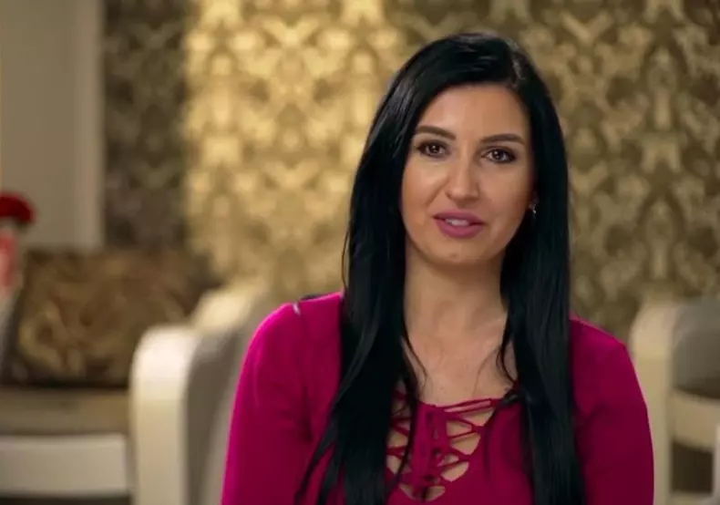 mirela insula iubirii