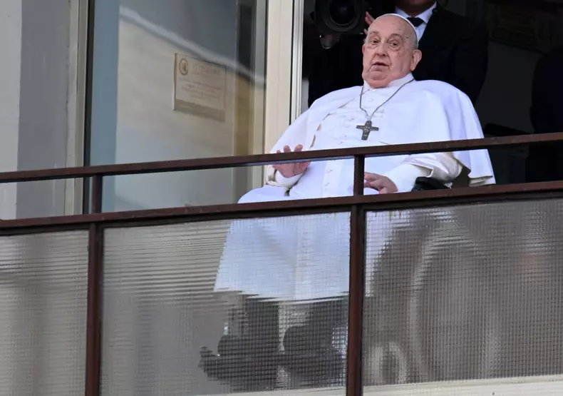 Pope Francis Greets Crowds Before Discharge From Hospital  - Rome
