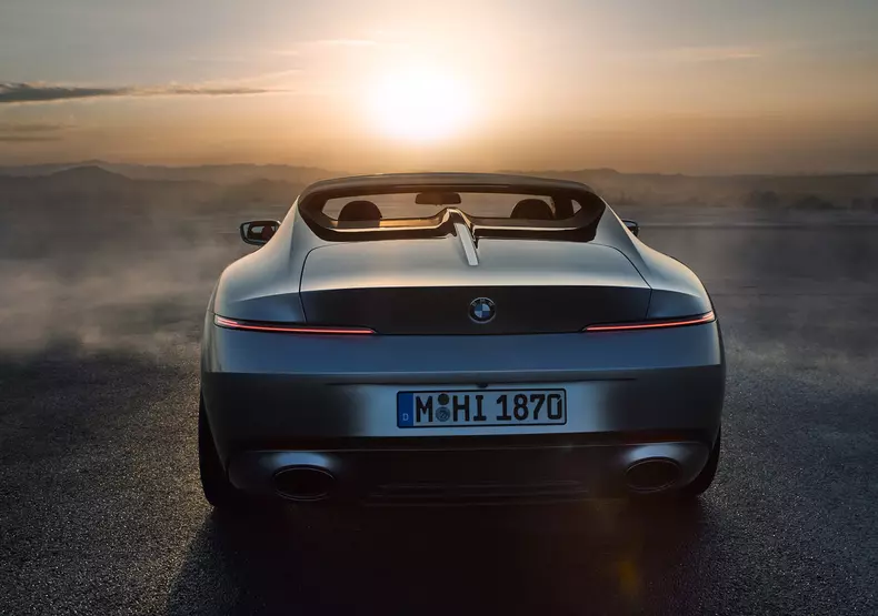 web_P90572583_highRes_bmw-skytop-10-2024