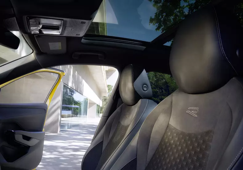 The new Volkswagen T-Roc