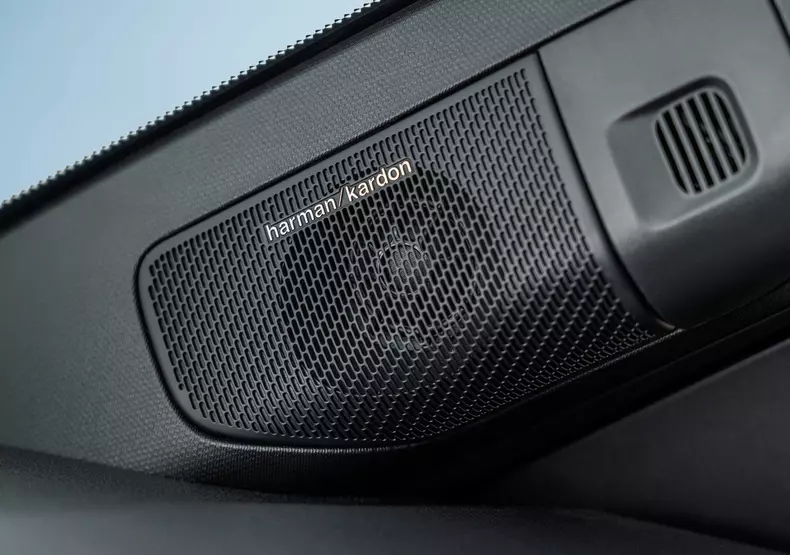 Nissan-Micra_EV-2026-HD-c870e0d41bf2b702c23939e7fa9ed7db997e1a3a7