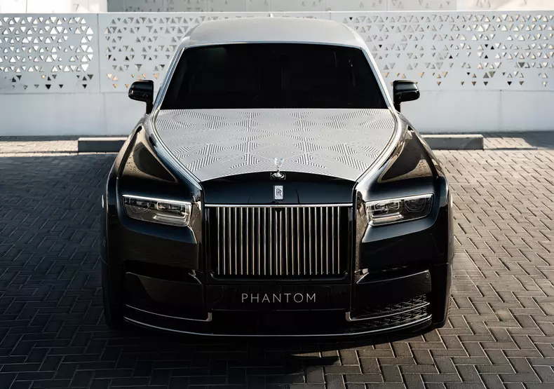 P90629674_highRes_rolls-royce-phantom-