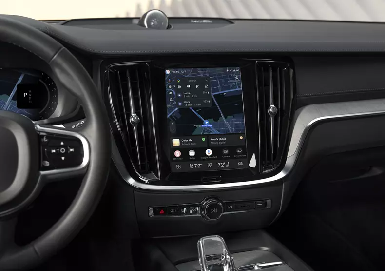 POM028_V60CC_STUDIO_INT_update_US