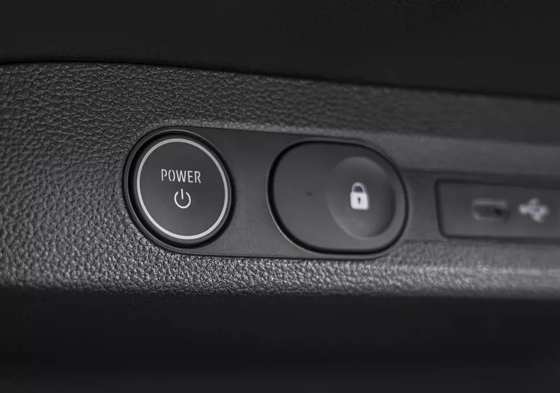 Nissan-Pixo-2027-HD-83ae75a81c74a84bae5d3ac30c7db2049091ac45f
