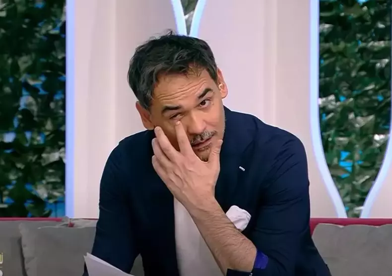 Motivul-pentru-care-Razvan-Simion-si-Dani-Otil-s-au-emotionat-pana-la-lacrimi-in-direct-5