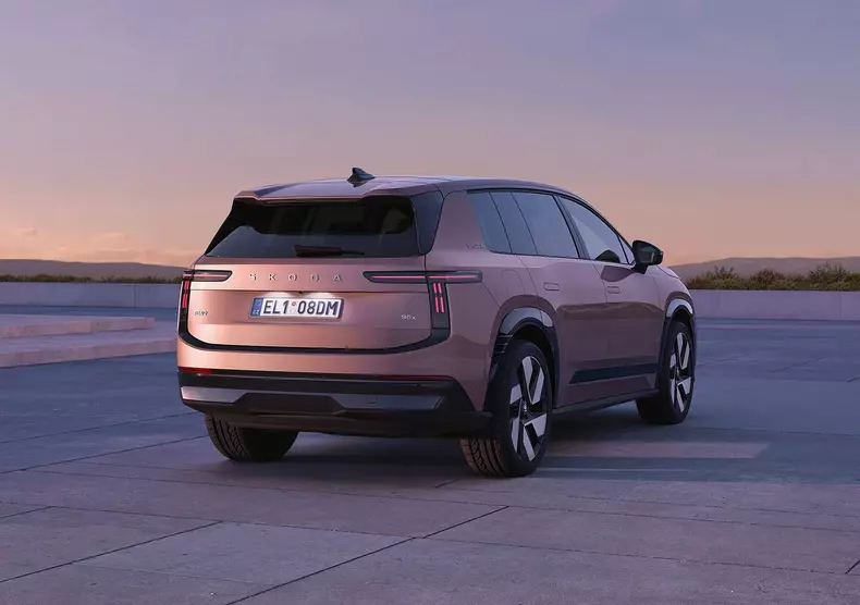 Skoda-Peaq-2027-Rear_Three-Quarter.d8727563