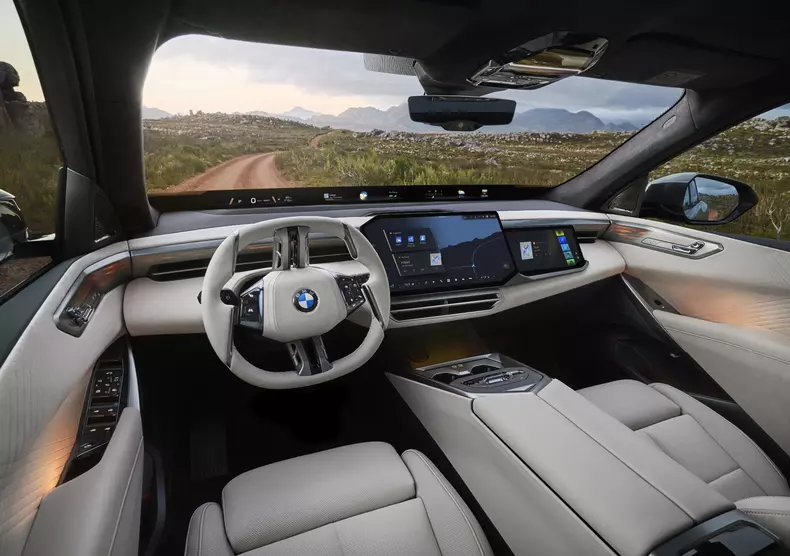 P90646027_highRes_bmw-ix5-60-xdrive-06