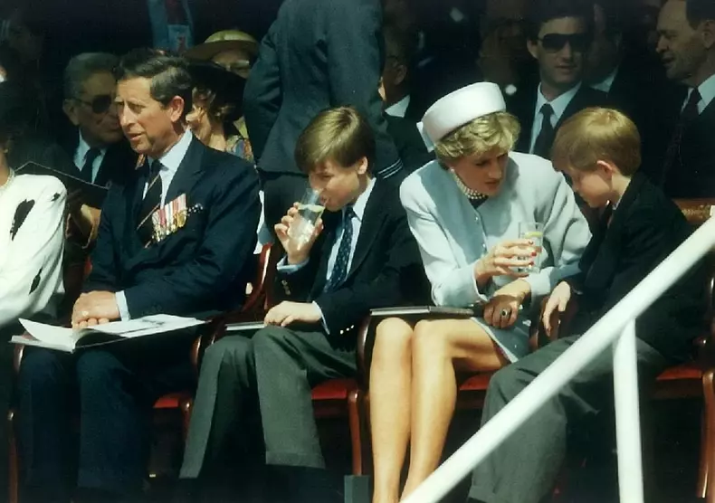 Prințesa Diana credea că Harry ar fi un rege mai bun decât William (2)