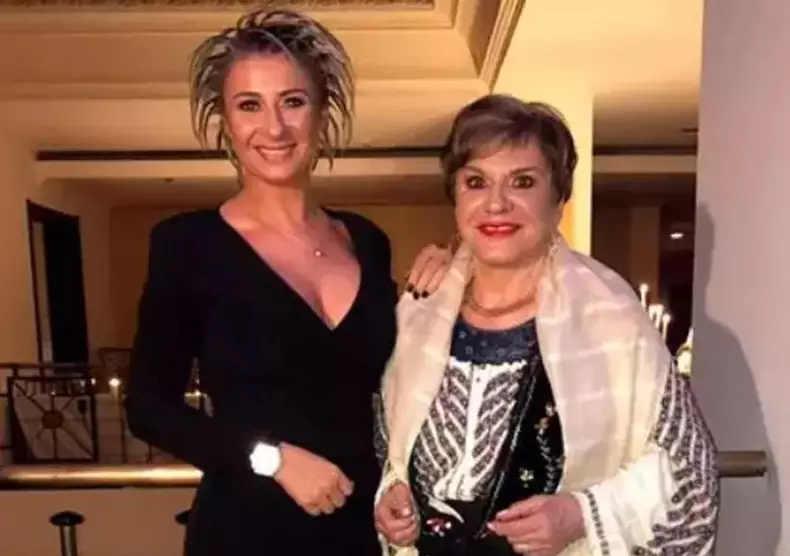 anamaria-prodan-pomana-ionela-prodan-1