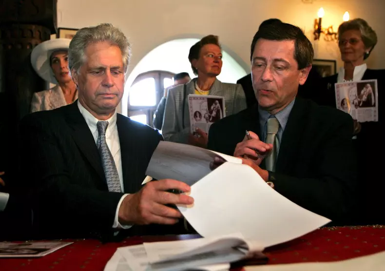 DOMINIC VON HABSBURG AND HIS WIFE EMMANUELLE ENTERING THEIR CASTLE