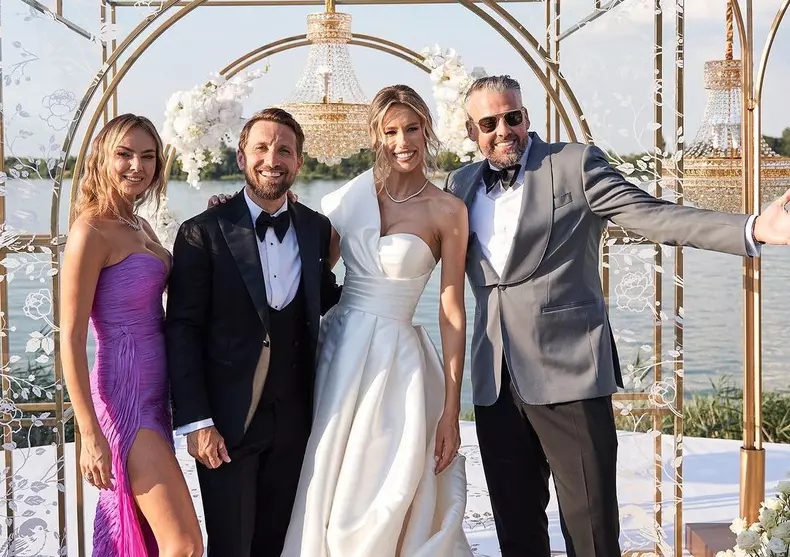 Mesajul emoționant al nașei Roxana Ionescu. Ce le-a transmis lui Dani Oțil și Gabrielei Prisăcariu după nuntă