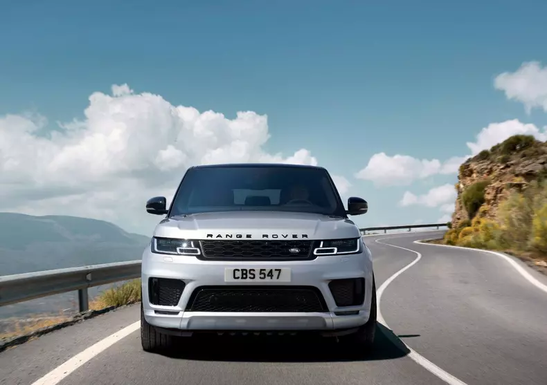 Range Rover Sport HST 7