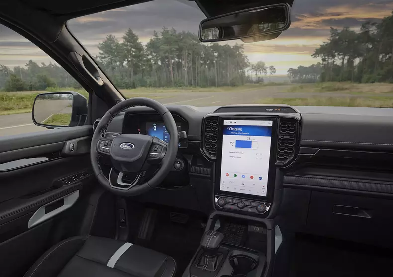 FORD_2024_RANGER_PHEV_13
