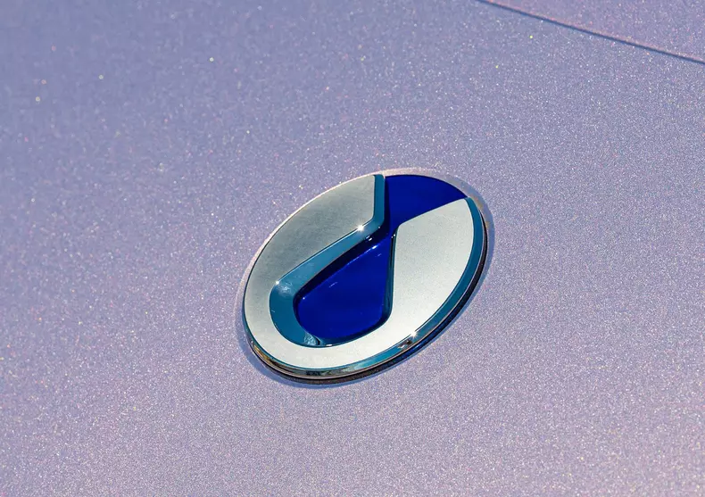 Denza-Z_Coupe-2027-HD-cf17c8a61c685fc1339a16741957c6d773d66a393
