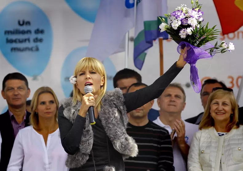 Elena Udrea running for presidential race in Romania