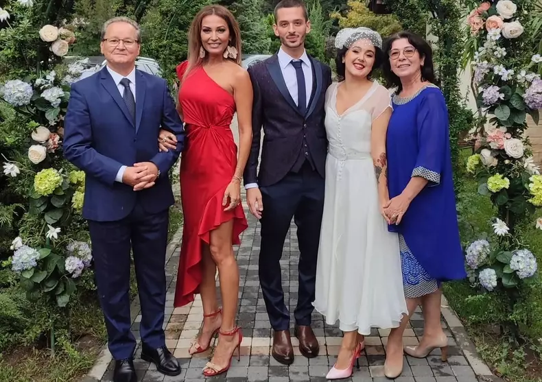 anca-turcasiu-soacra-mare-scaled-1