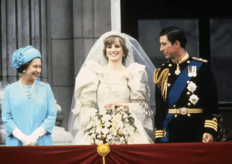 Prinţesa Diana şi Regele Charles
