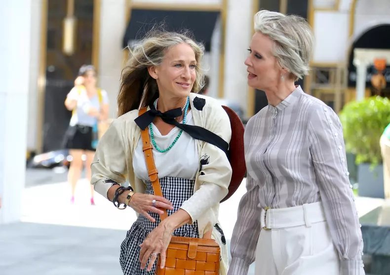 prima-fotografie-oficială-noile episoade-totul despre sex