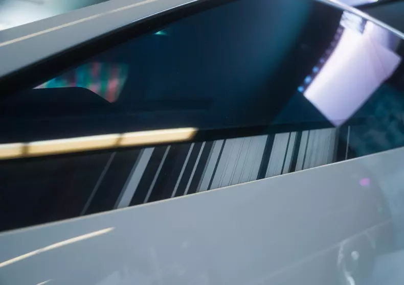 P90570578_highRes_bmw-i-vision-dee-at-