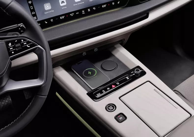 Audi Q9 SUV