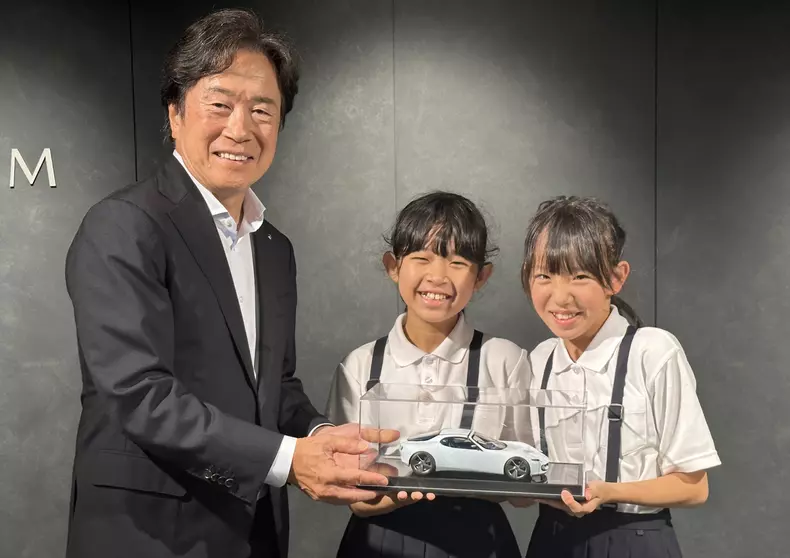mazda_museum_2_million_visitors