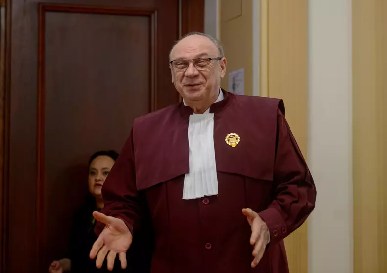 BUCURESTI- CCR- JUDECATORI