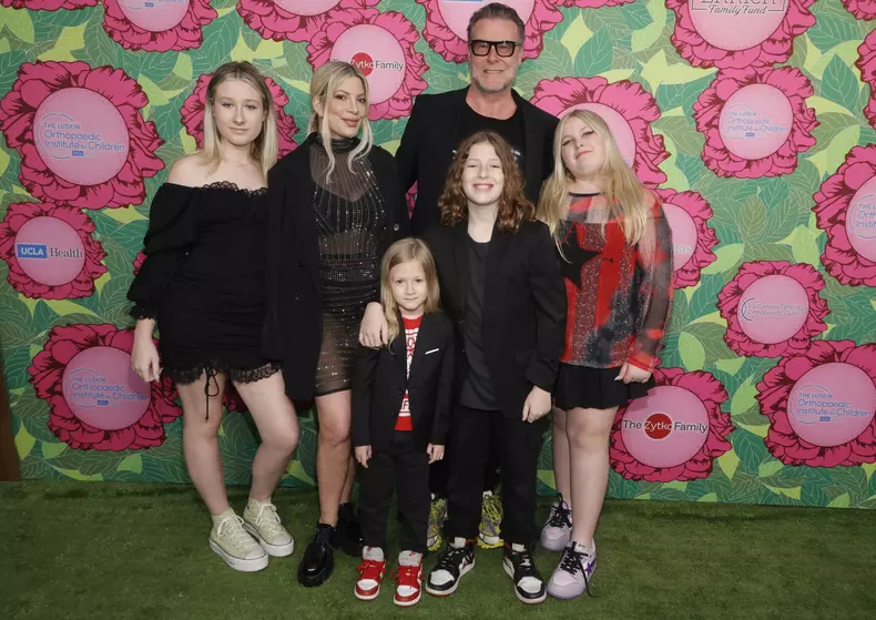 Tori Spelling și Dean McDermott divorțează. Gestul neașteptat făcut de actorul canadian