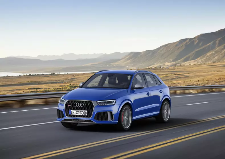 Audi RS Q3 performance