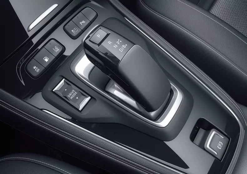 Opel Grandland X Hybrid4 010