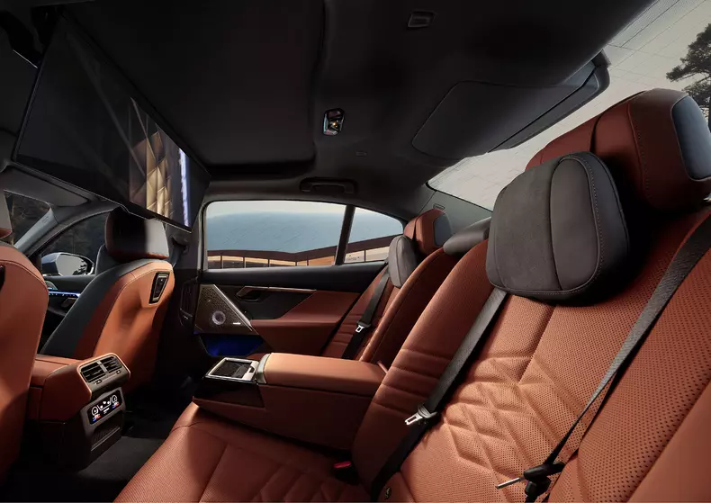 THE 5 Progressive layout2