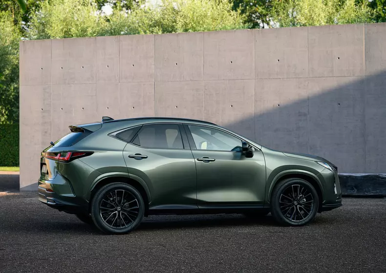 Lexus-NX-2027-HD-6771a40b1c6decf0cc366a3d99e5f0962c3bfa1c4