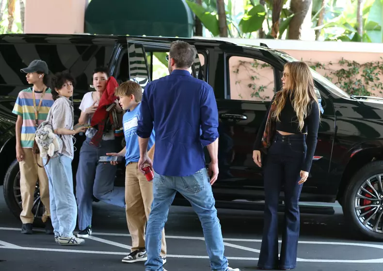 Ben Affleck And Jennifer Lopez Out In Los Angeles