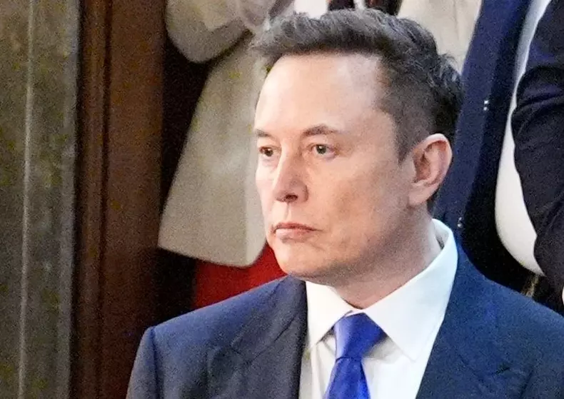 Elon-Musk-criticat-de-fiica-lui-vivian-wilson