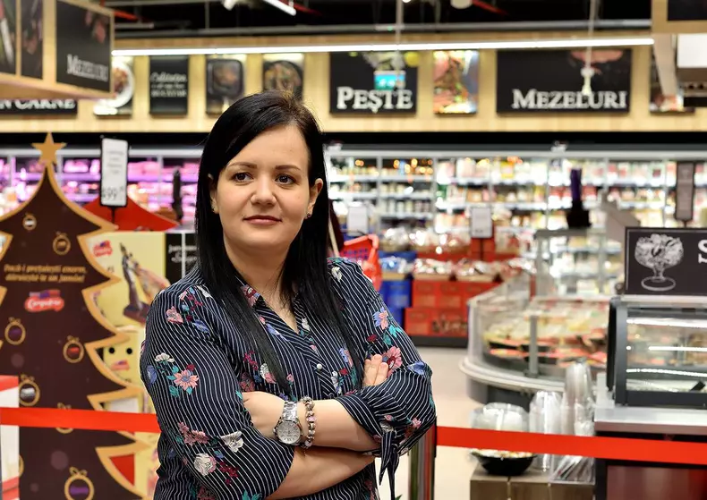 Cine-este-Jamila-de-la-chefi-la-cuțite-1