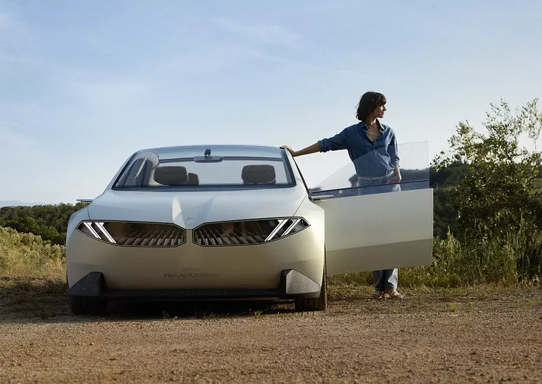 P90519766_highRes_bmw-vision-neue-klas